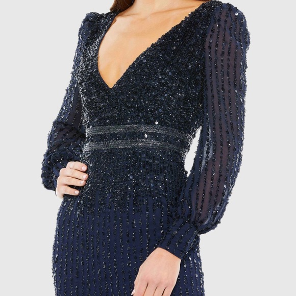 Mac Duggal Dresses & Skirts - (238) ❤️ BNWT MAC DUGGAL
Sequined V Neck Bishop Sleeve Dress DRESS # 93593